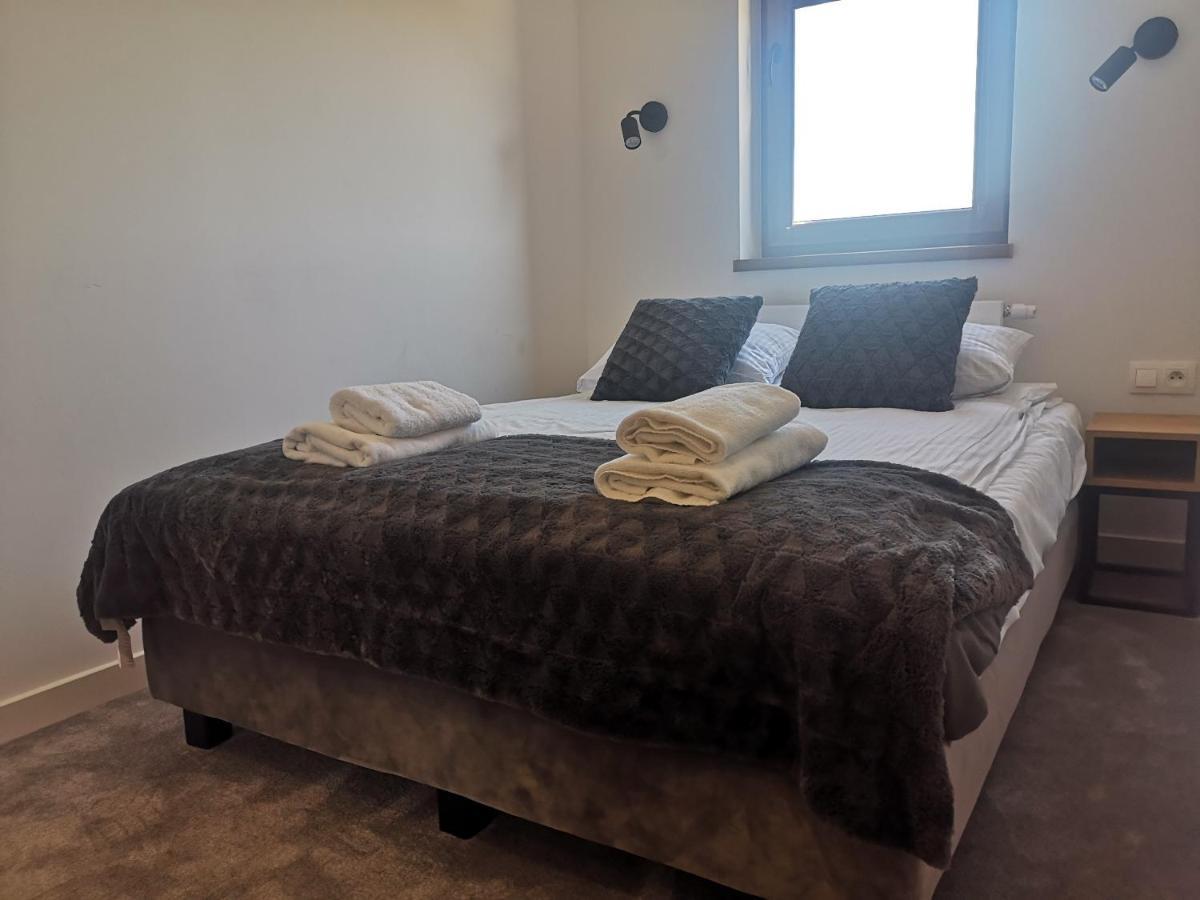Prywatny Apartament W Hotelu C8 - 365Pam Sarbinowo Exterior foto